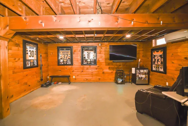 $489,000 | 179 Four Rod Road, Rochester, NH 03867