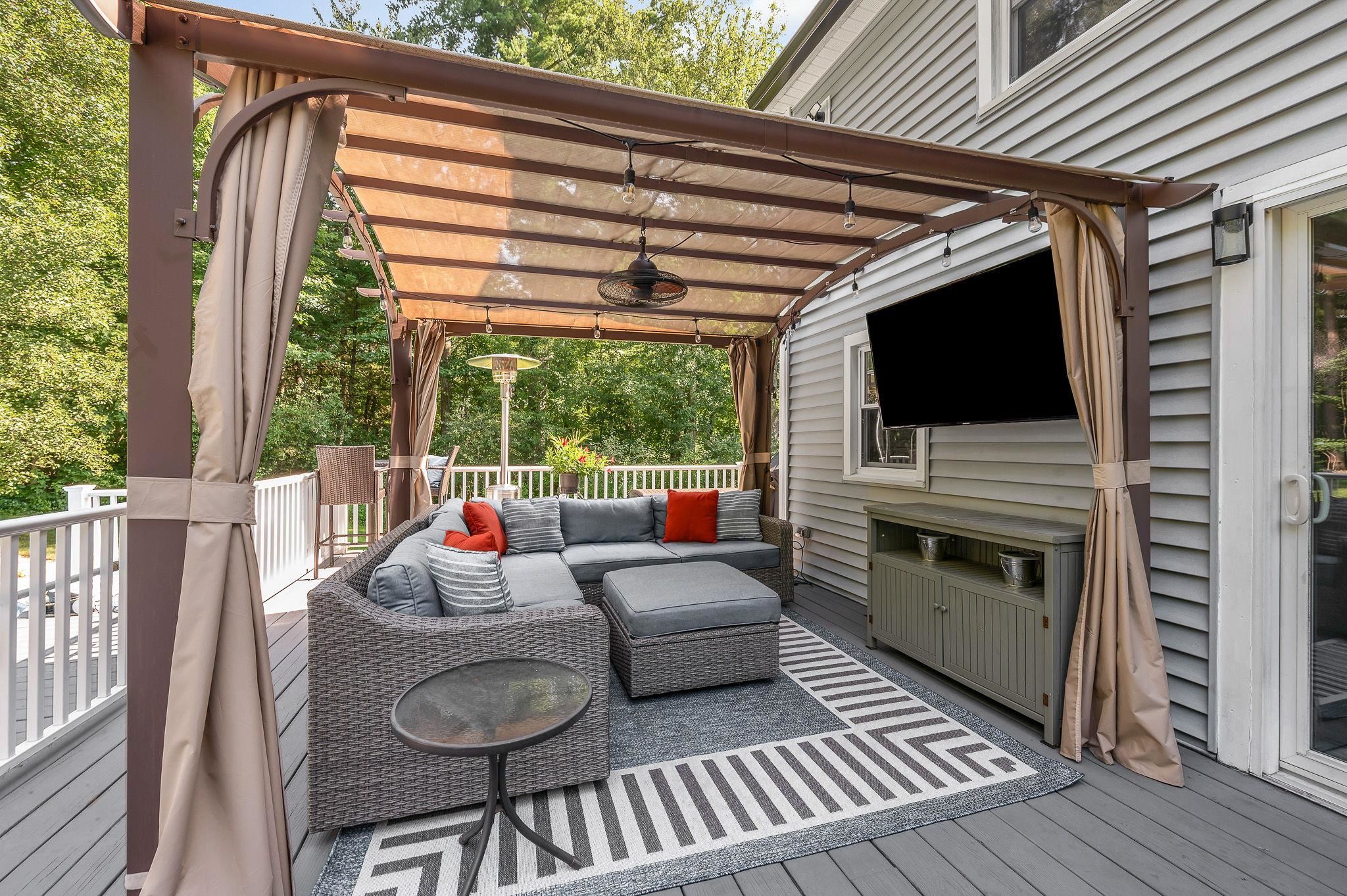 83 Jericho Road Pelham, NH 03076 - Photo 25 of 34 Gallery Image 25