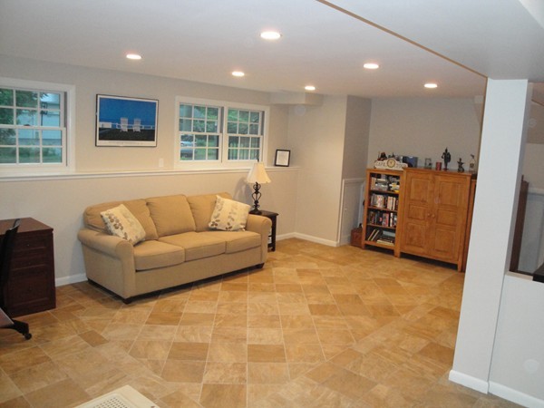 7 Caulfield Road Wayland, MA 01778 - Photo 16 of 18 Gallery Image 16