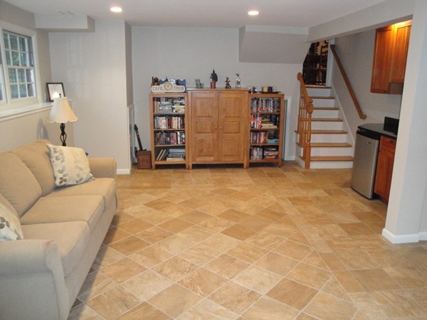 7 Caulfield Road Wayland, MA 01778 - Photo 17 of 18 Gallery Image 17