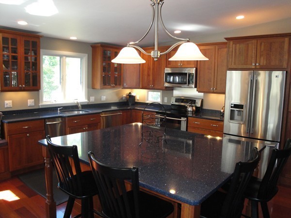 7 Caulfield Road Wayland, MA 01778 - Photo 9 of 18 Gallery Image 9