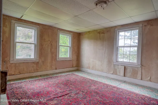 $895,000 | 1595 Highway 385, Athens, NY 12015