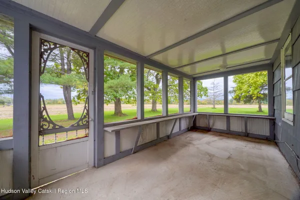 $895,000 | 1595 Highway 385, Athens, NY 12015