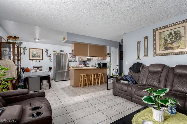 $450,000 | 13 Britz Circle, North Las Vegas, NV 89030