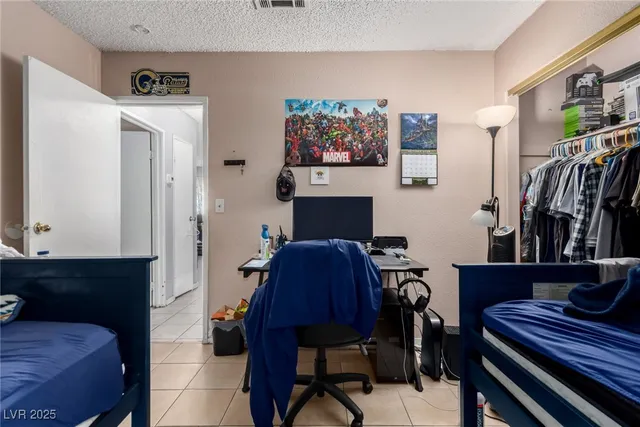 $450,000 | 13 Britz Circle, North Las Vegas, NV 89030