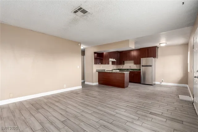 $450,000 | 13 Britz Circle, North Las Vegas, NV 89030