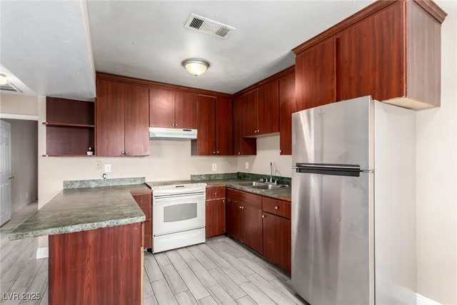 $450,000 | 13 Britz Circle, North Las Vegas, NV 89030