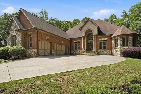 $1,250,000 | 211 Arbor Green Run, Alpharetta, GA 30004