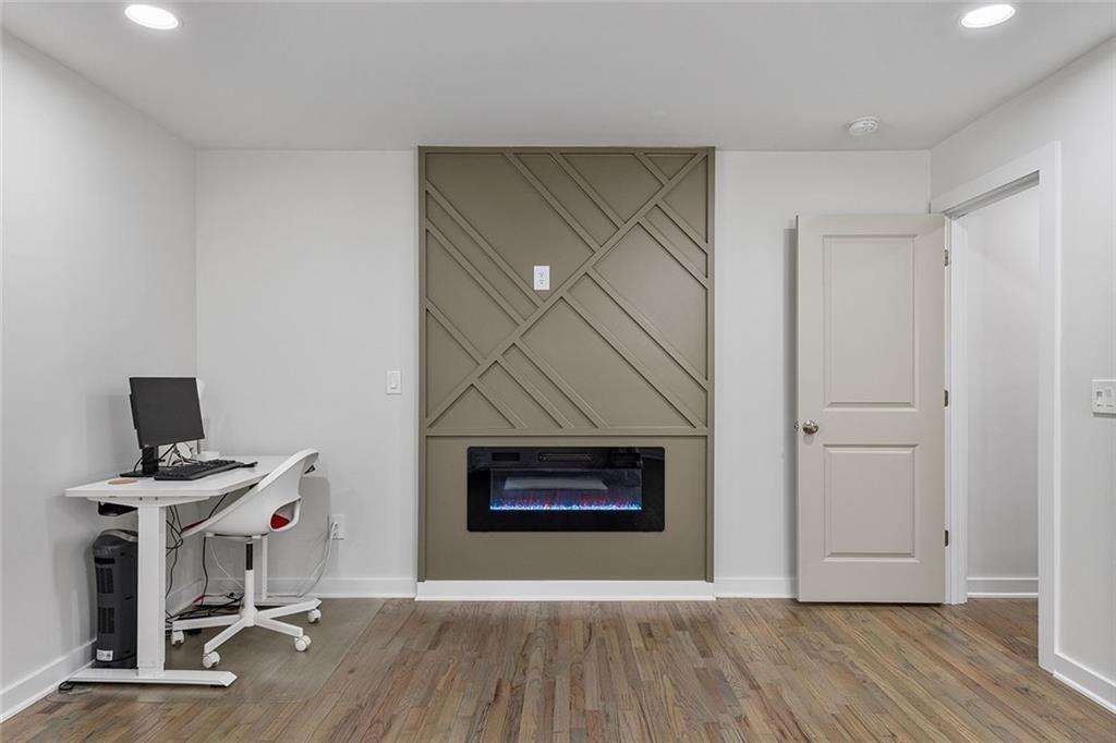 2353 Larchwood Road Southwest Atlanta, GA 30310 - Photo 13 of 32 Gallery Image 13