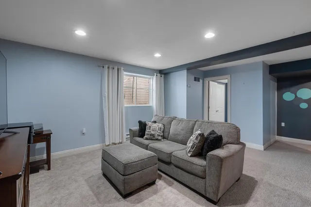 $319,900 | N165W20576 Berry Patch Road, Unit 702, Jackson, WI 53037