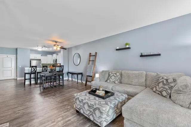 $319,900 | N165W20576 Berry Patch Road, Unit 702, Jackson, WI 53037