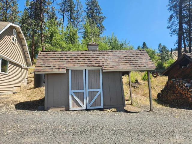 $575,000 | 122 Wild Rose Lane, Kamiah, ID 83536