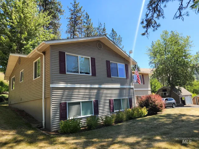 $575,000 | 122 Wild Rose Lane, Kamiah, ID 83536
