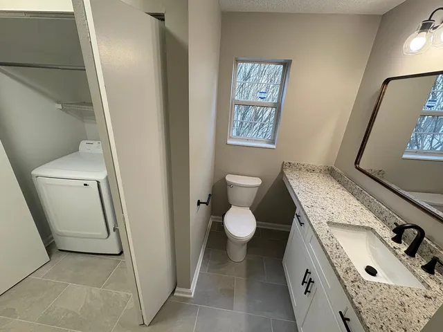 $2,100 | 5504 Knollcrest Court, Hermitage, TN 37076