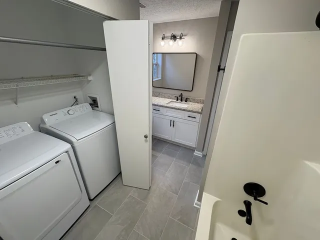 $2,100 | 5504 Knollcrest Court, Hermitage, TN 37076