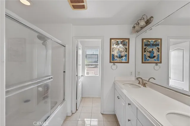 $1,199,000 | 374 Aviator Lane South, Tustin, CA 92782