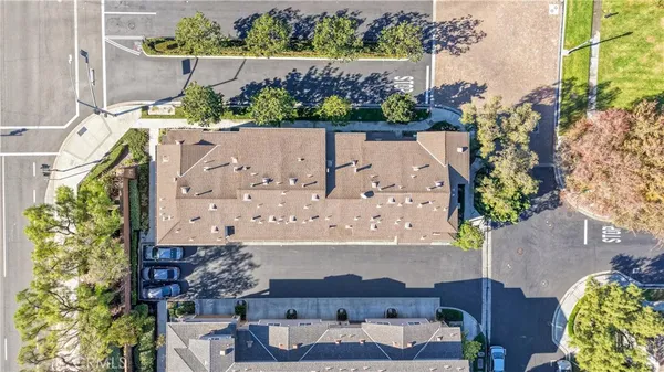 $1,199,000 | 374 Aviator Lane South, Tustin, CA 92782