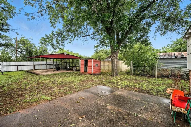 a view of outdoor space yard and patio