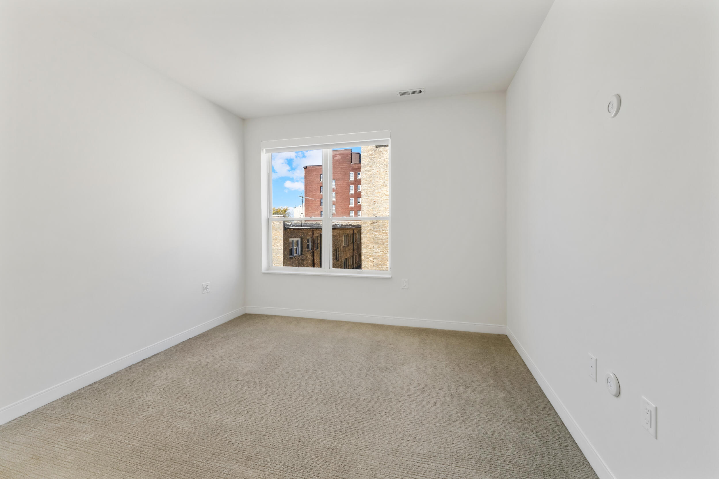 5945 6th Avenue, Unit 419 Kenosha, WI 53140 - Photo 10 of 27 IMG_0701