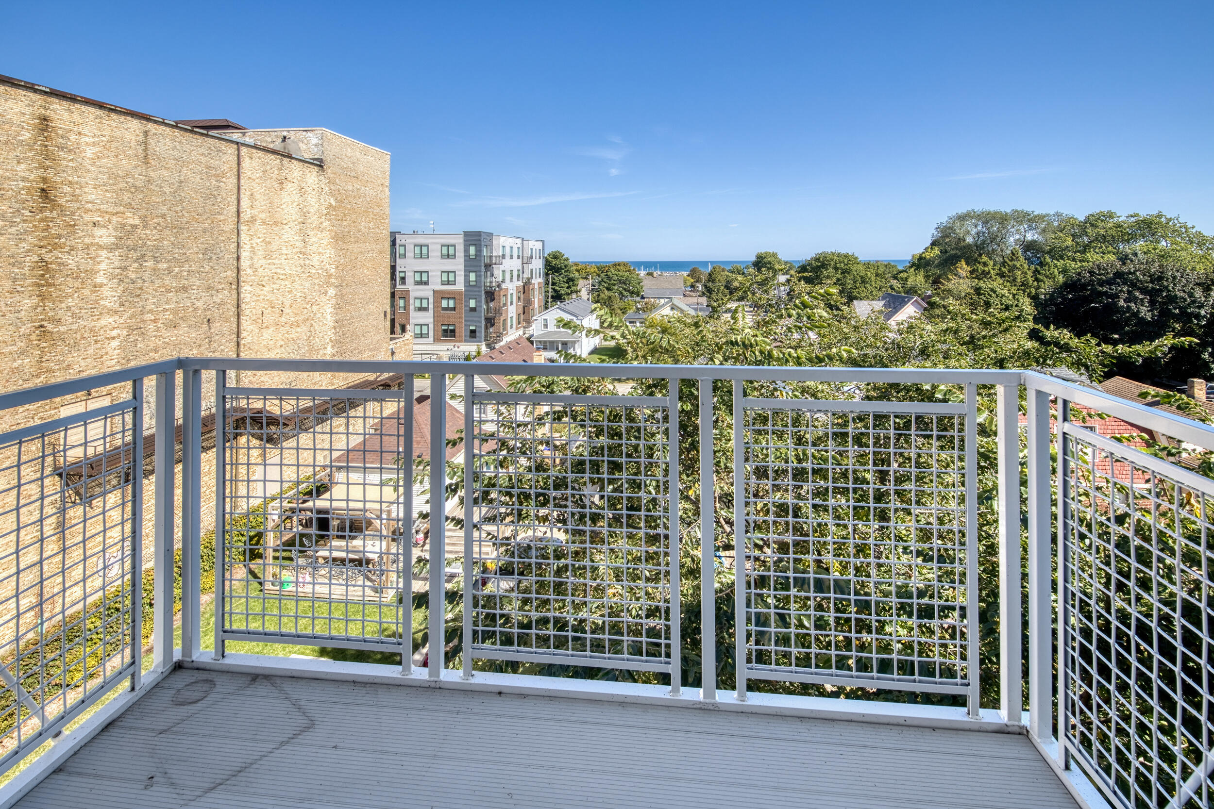 5945 6th Avenue, Unit 419 Kenosha, WI 53140 - Photo 14 of 27 IMG_0740_HDR