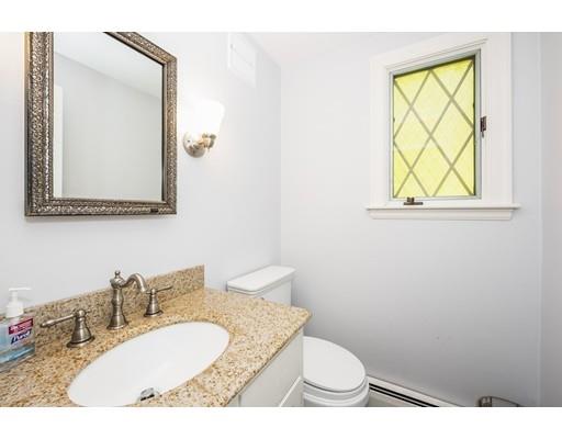 20 Round Hill Road Weston, MA 02493 - Photo 10 of 28