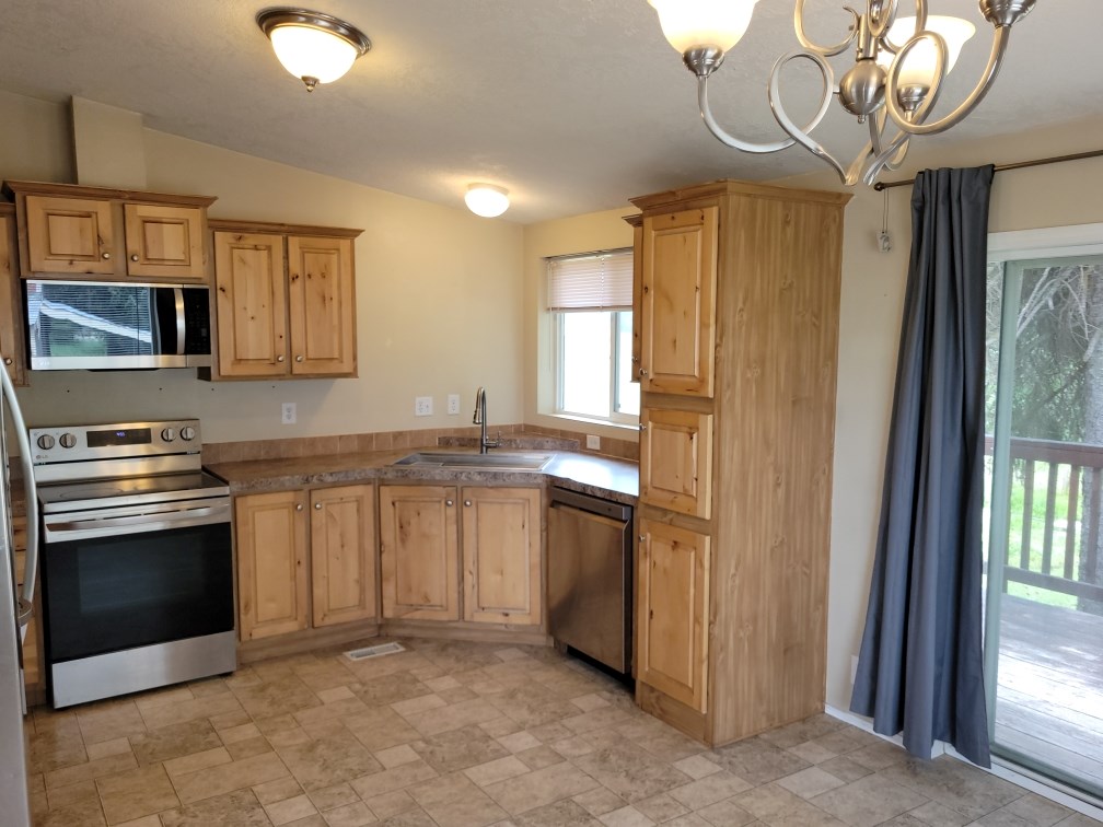 35 Atkin Lane Cascade, ID 83611 - Photo 14 of 39 Single level