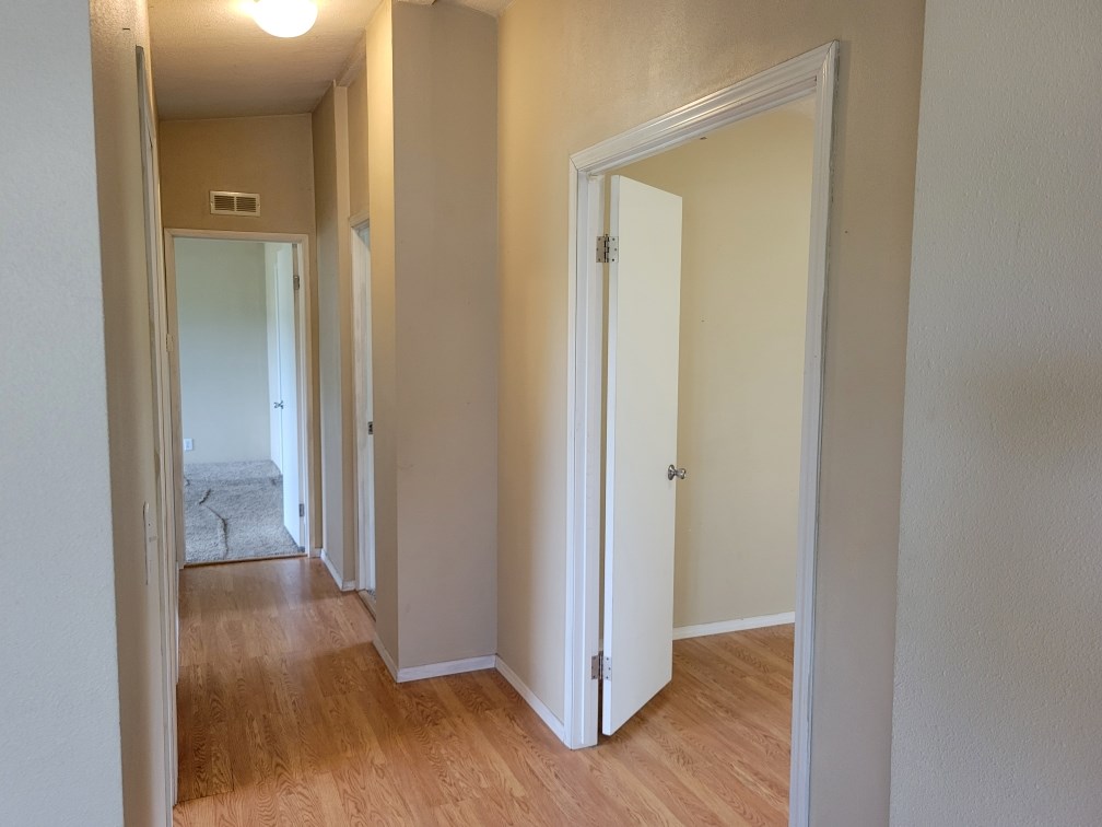 35 Atkin Lane Cascade, ID 83611 - Photo 18 of 39 Hallway