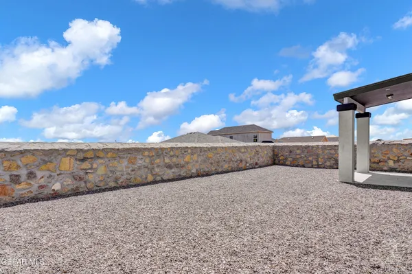 $422,950 | 110 Peregrino Trail, Santa Teresa, NM 88008