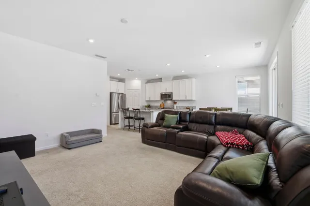 $649,900 | 1817 Brubaker Street, Woodland, CA 95776