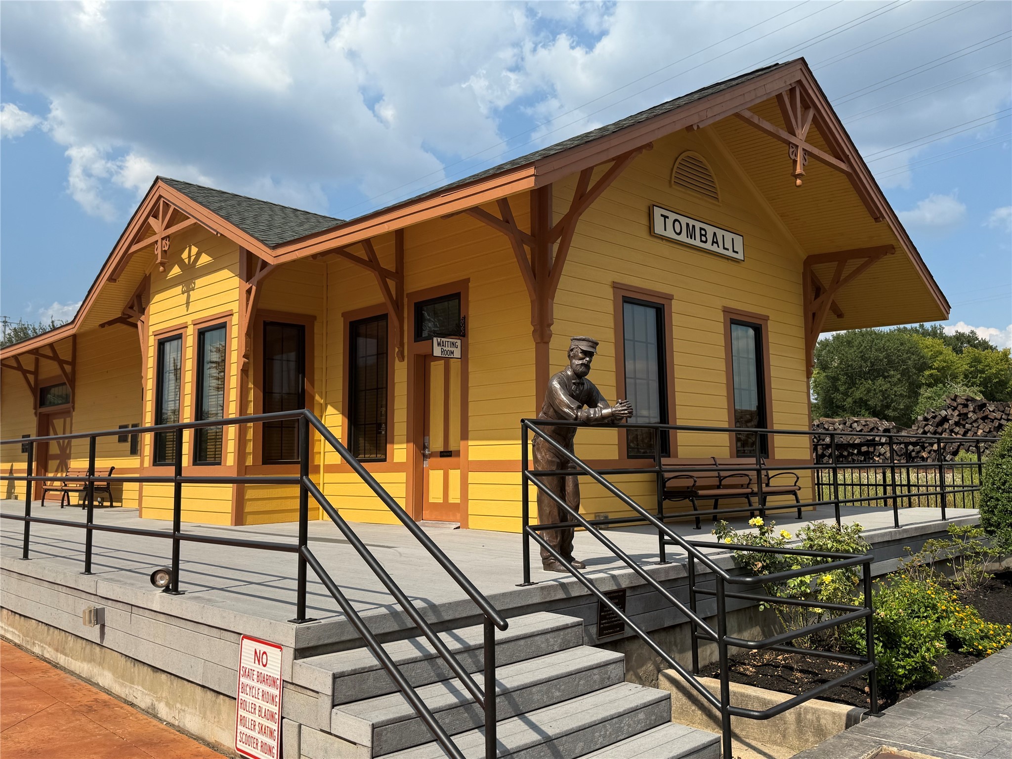 0 Mechanic Road Tomball, TX 77375 - Photo 10 of 12 a front view of house with street