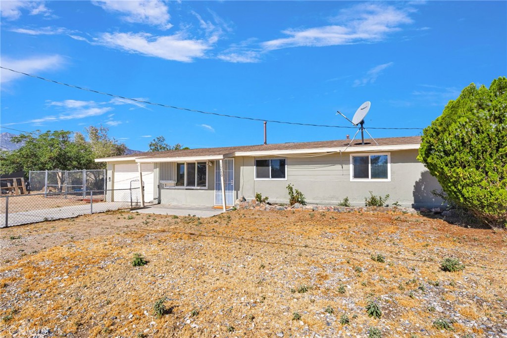 10650 Trade Post Road Lucerne Valley, CA 92356 - Photo 3 of 48