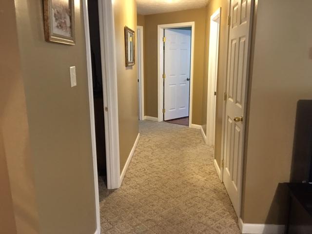 531 Anders Road Tazewell, TN 37879 - Photo 14 of 15 WIDE HALLWAY