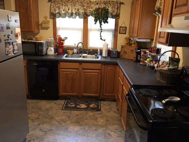 531 Anders Road Tazewell, TN 37879 - Photo 9 of 15 KITCHEN