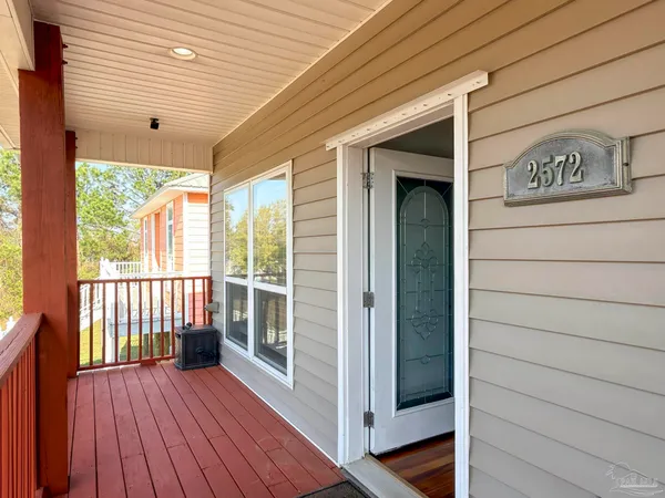 $3,400 | 2572 Gulf Breeze Avenue, Pensacola, FL 32507