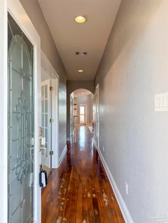 $3,400 | 2572 Gulf Breeze Avenue, Pensacola, FL 32507