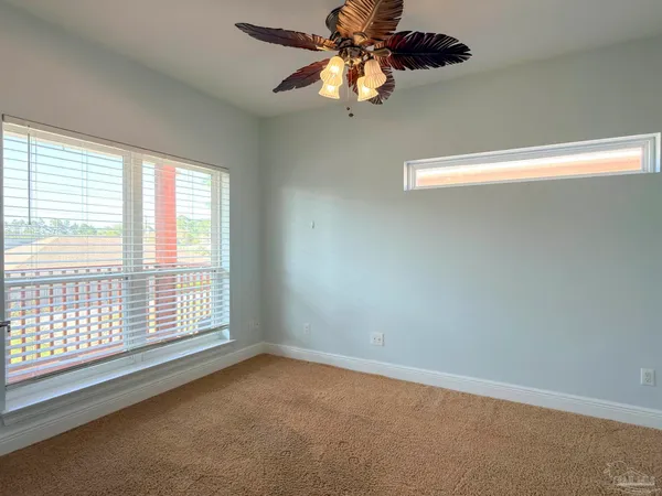 $3,400 | 2572 Gulf Breeze Avenue, Pensacola, FL 32507