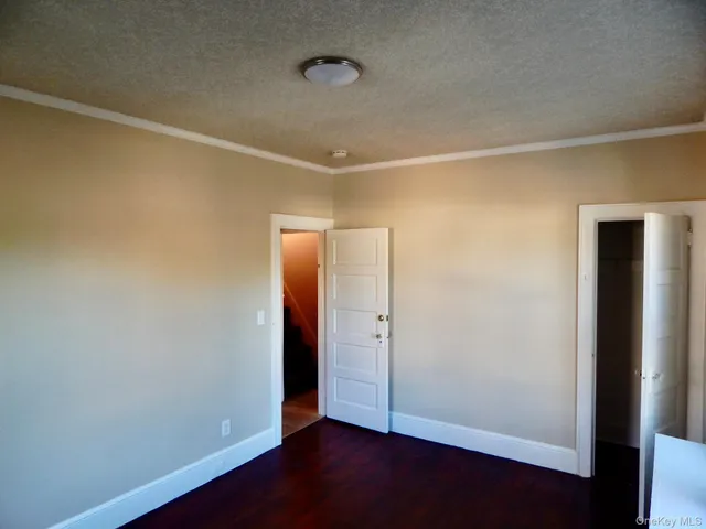 $3,000 | 146 Summerfield Street, Scarsdale, NY 10583