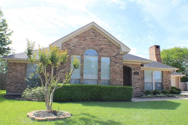 5245 Timberline Lane Beaumont, TX 77706 - Photo 3 of 46