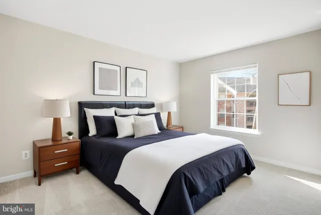 $394,888 | 5902 Cove Landing Road, Unit 202, Burke, VA 22015