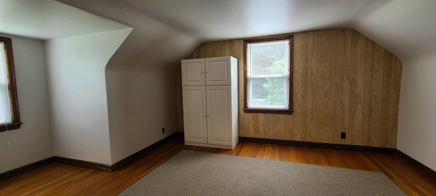 21585 State Line Road Lawrenceburg, IN 47025 - Photo 12 of 27