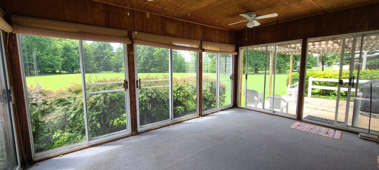 21585 State Line Road Lawrenceburg, IN 47025 - Photo 25 of 27