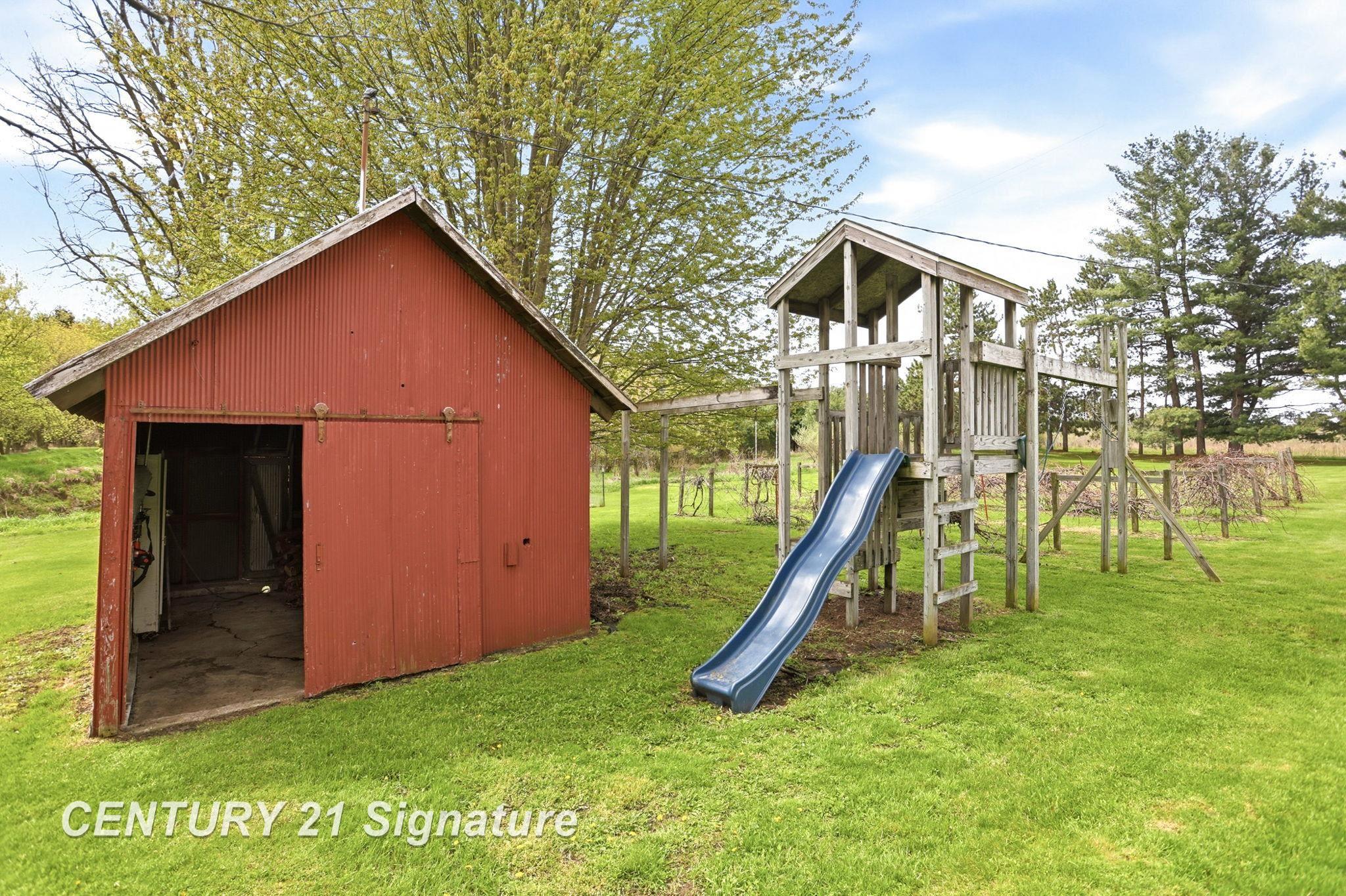 4815 North Hemlock Road Hemlock, MI 48626 - Photo 63 of 82