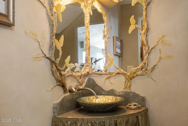 a close view of light fixtures