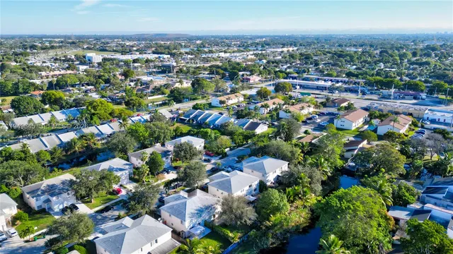 $475,000 | 6120 Northwest 2nd Street, Margate, FL 33063