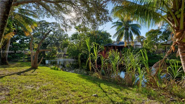 $461,000 | 6120 Northwest 2nd Street, Margate, FL 33063