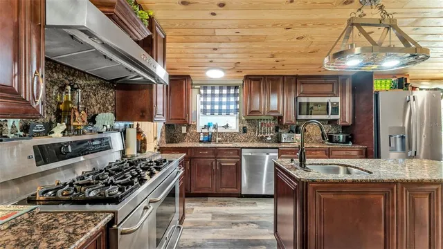 $380,000 | 2730 Ranchland Acres Road, Lakeland, FL 33809