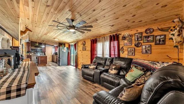 $380,000 | 2730 Ranchland Acres Road, Lakeland, FL 33809