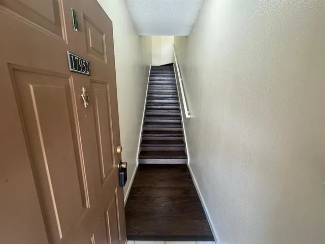 $155,000 | 17952 Villa Creek Drive, Unit 17952, Tampa, FL 33647