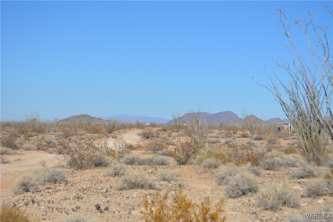 245-24-107 South Rainbow Road Yucca, AZ 86438 - Photo 36 of 91
