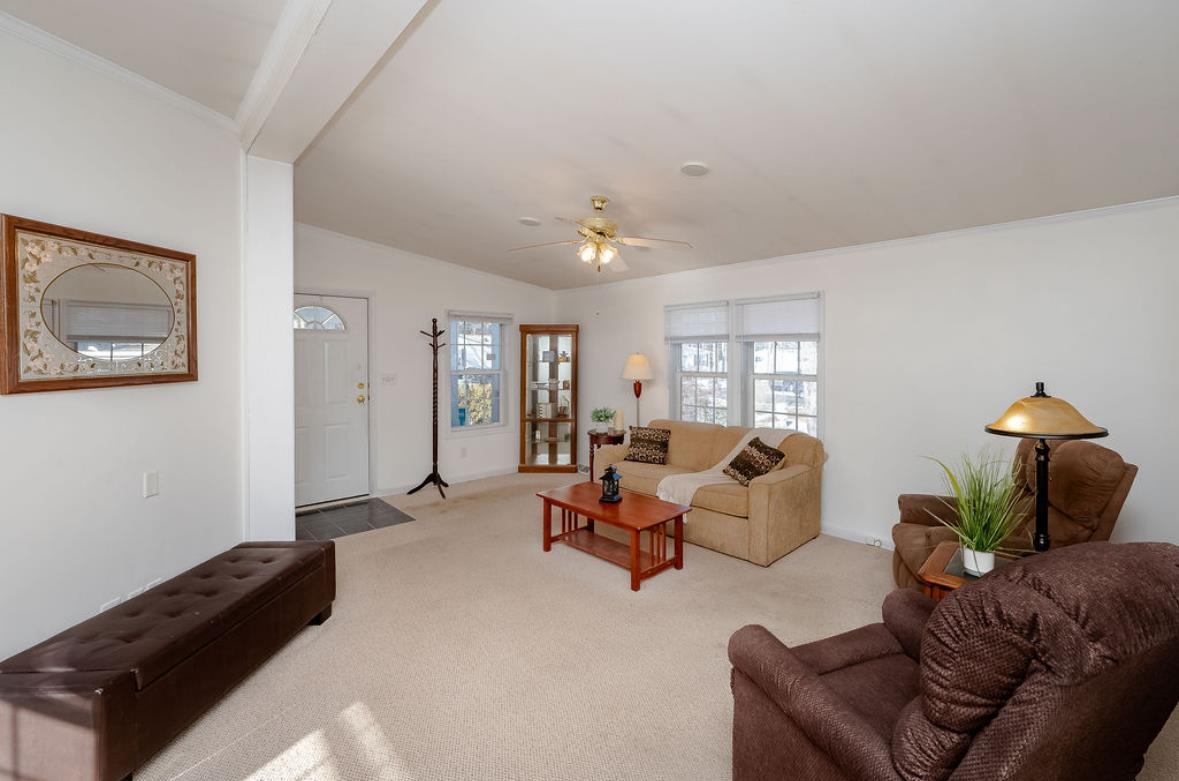 73 Eagle Drive Rochester, NH 03868 - Photo 11 of 41